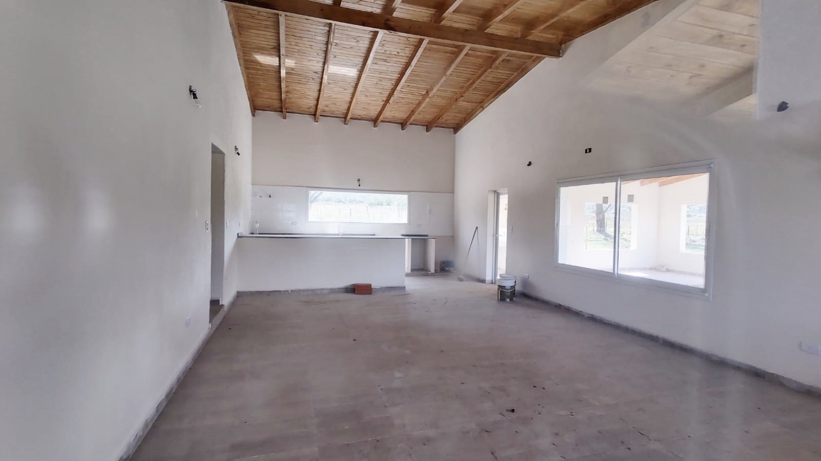 CASA EN VENTA 4D, 2 BÑ - TAFI DEL VALLE - LOTEO VILLA CHENAUT 