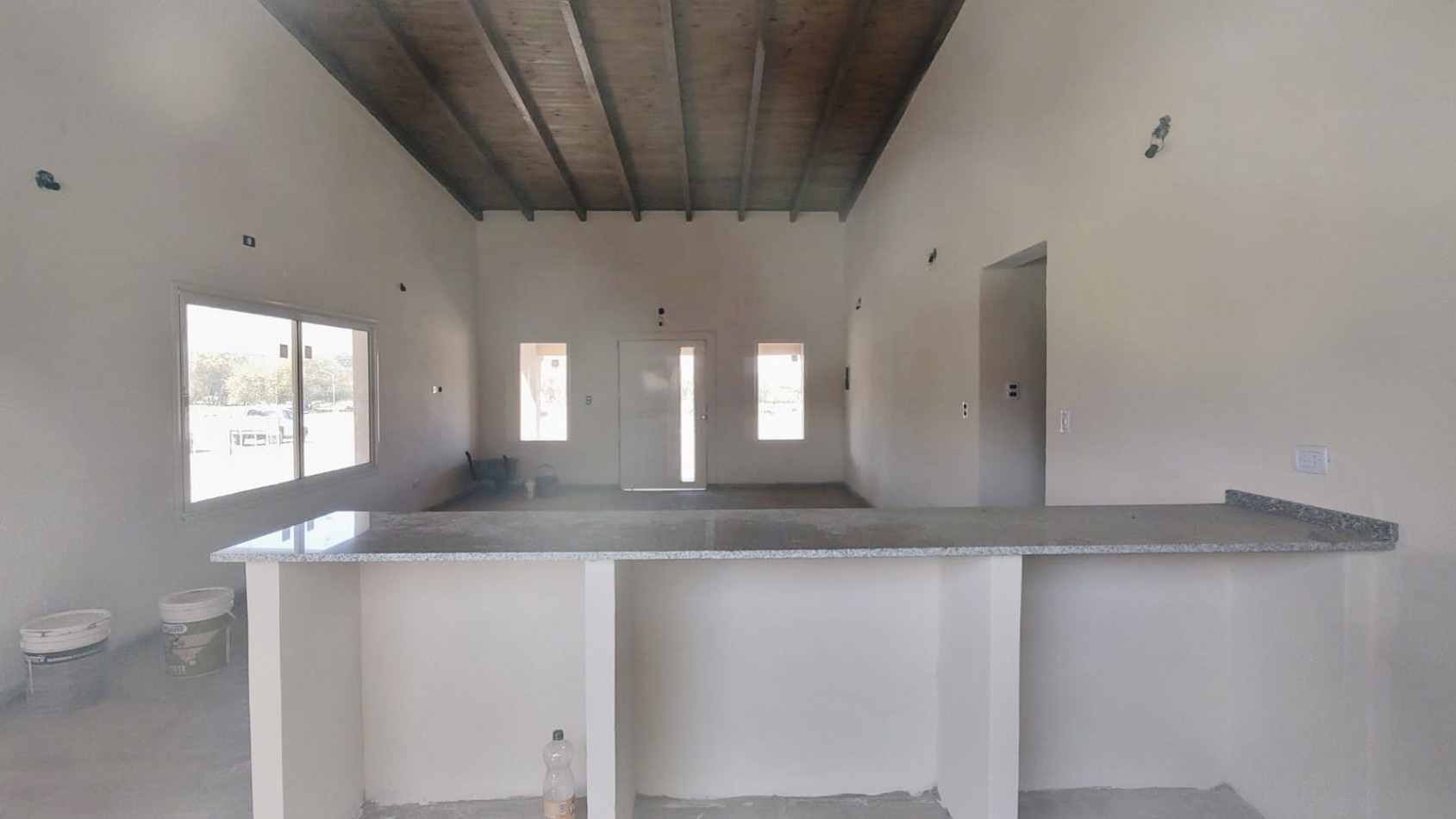 CASA EN VENTA 4D, 2 BÑ - TAFI DEL VALLE - LOTEO VILLA CHENAUT 