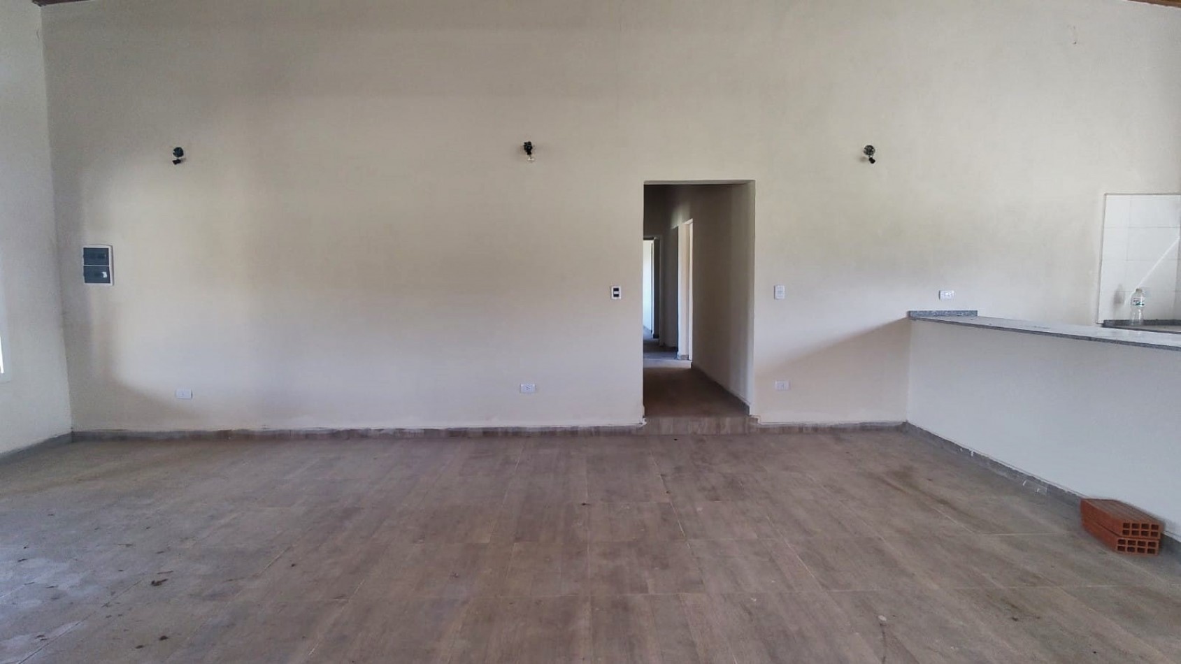 CASA EN VENTA 4D, 2 BÑ - TAFI DEL VALLE - LOTEO VILLA CHENAUT 