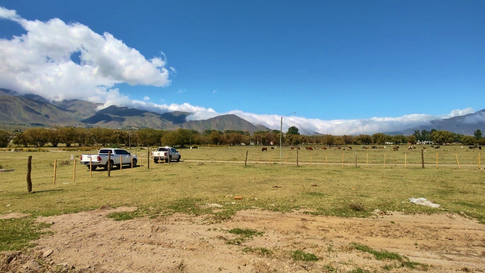 CASA EN VENTA 4D, 2 BÑ - TAFI DEL VALLE - LOTEO VILLA CHENAUT 