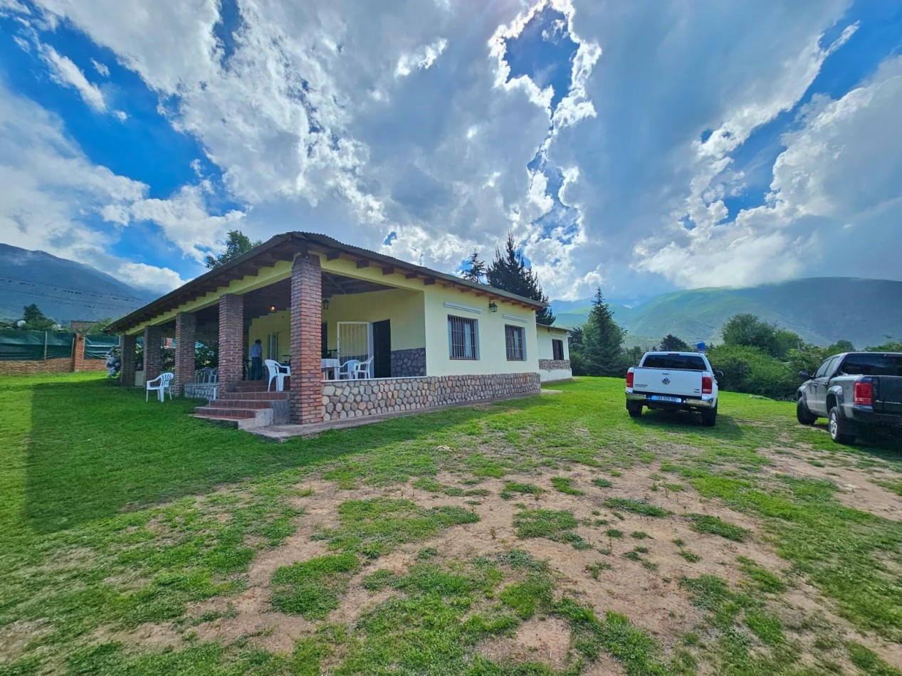 VENTA CASA CATEGORIA 5 D, 3 BÑ - TAFI DEL VALLE EL MOLLAR LOTE 5.088M2 