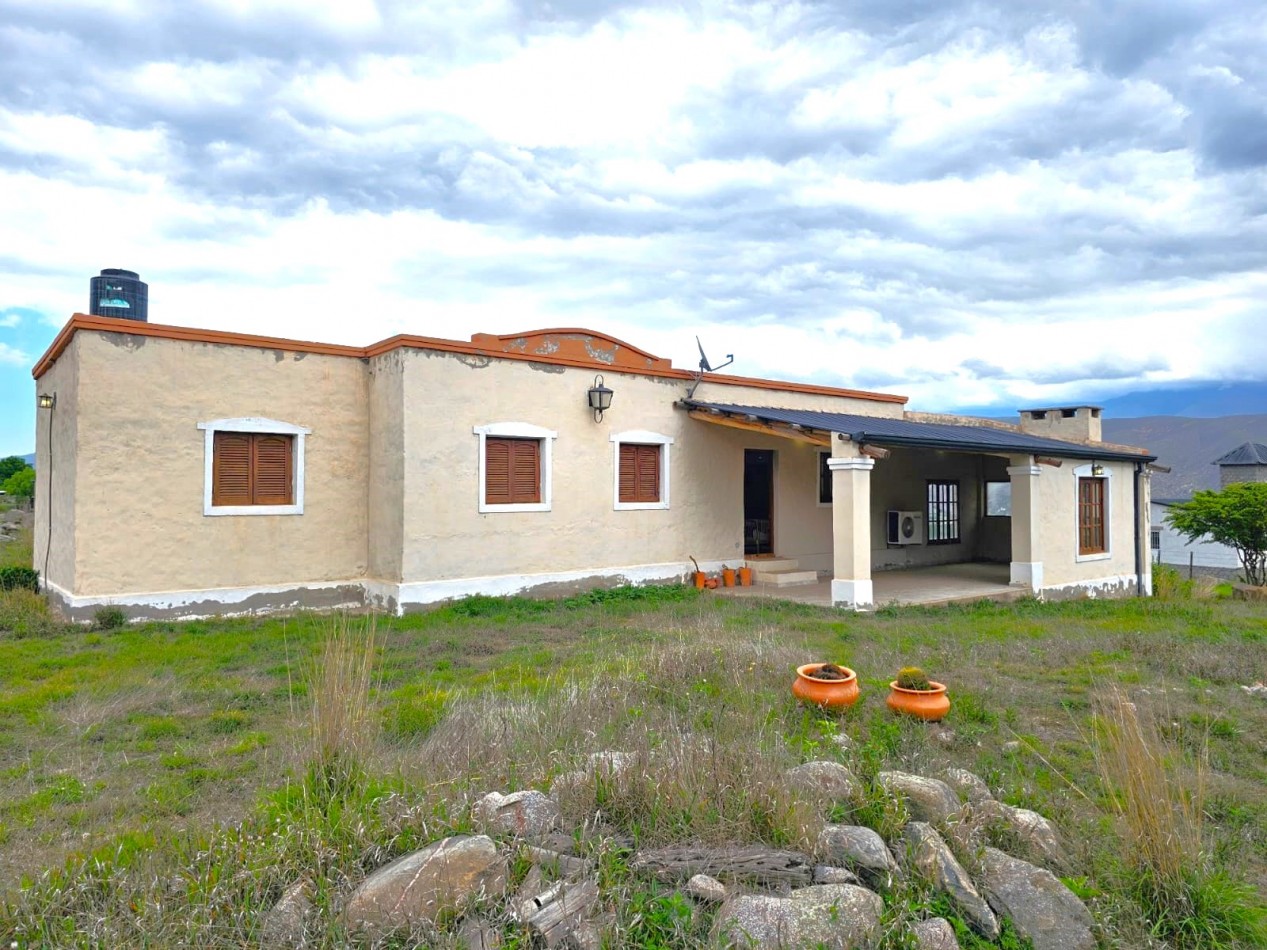 CASA EN VENTA AMOBLADA, 3 D, 2BÑ, GALERIA, ASADOR, LOTE 2.727 M2 COSTA 1, TAFI DEL VALLE 