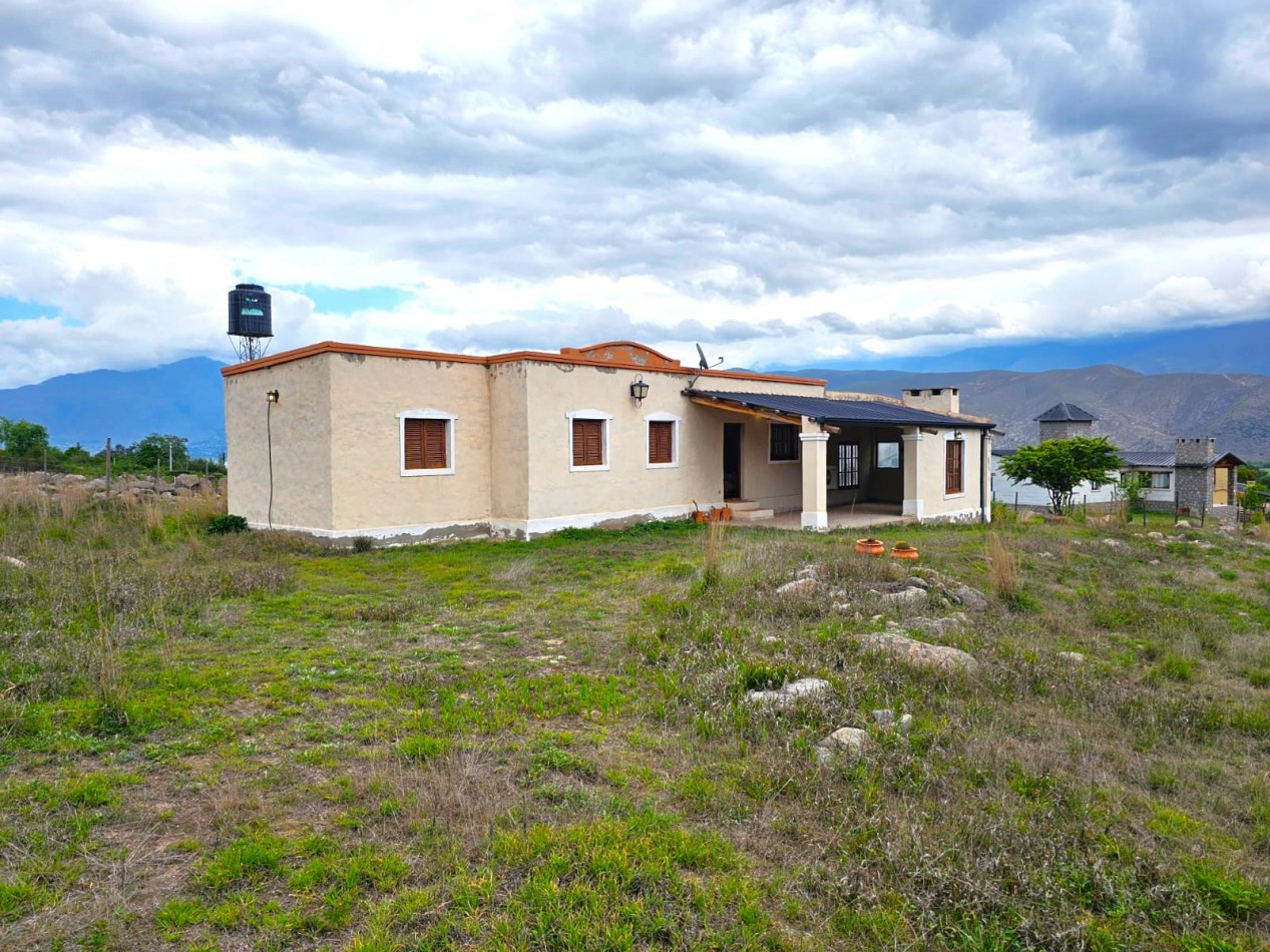 CASA EN VENTA AMOBLADA, 3 D, 2BÑ, GALERIA, ASADOR, LOTE 2.727 M2 COSTA 1, TAFI DEL VALLE 