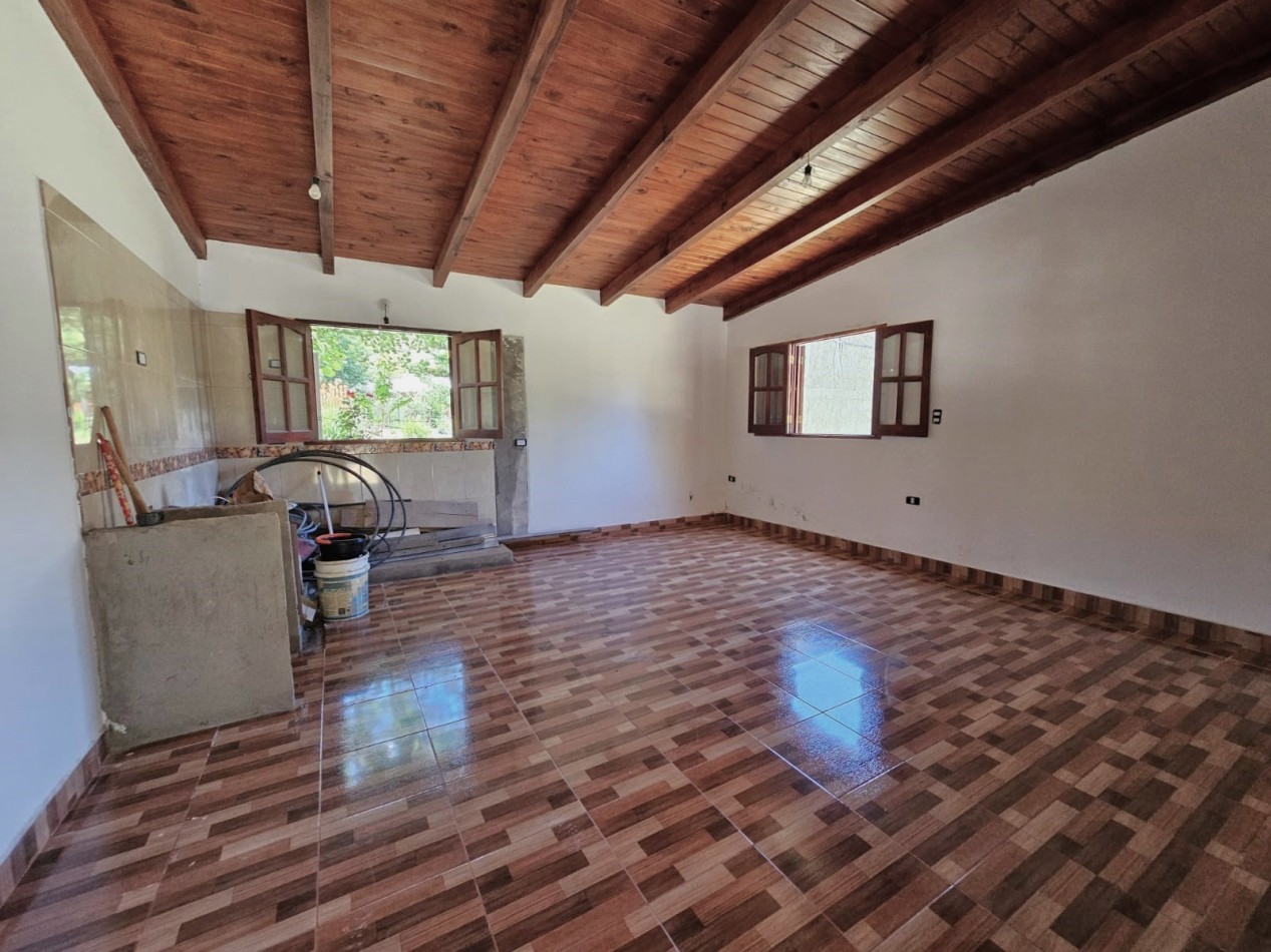 OPORTUNIDAD. CASA EN VENTA.GALERIA, COMEDOR, 2D, TAFI DEL VALLE ZONA LA OVEJERIA 