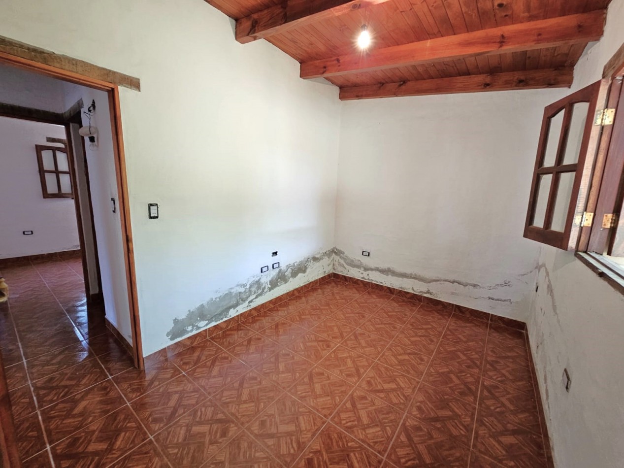 OPORTUNIDAD. CASA EN VENTA.GALERIA, COMEDOR, 2D, TAFI DEL VALLE ZONA LA OVEJERIA 