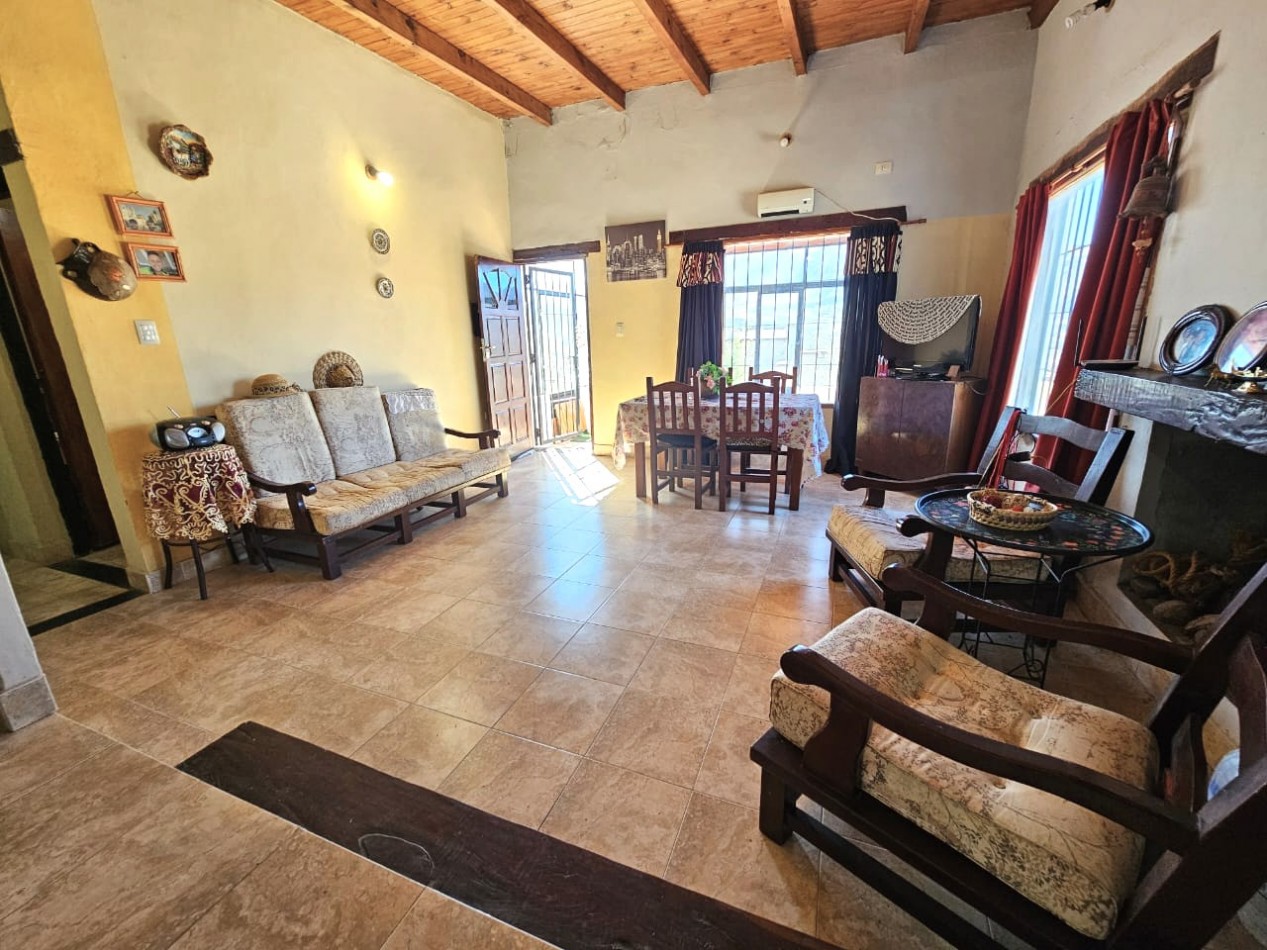 VENTA CASA TAFI DEL VALLE, 3D, 2Bñ, Cochera, Asador, Galeria Lote 1.000 m2