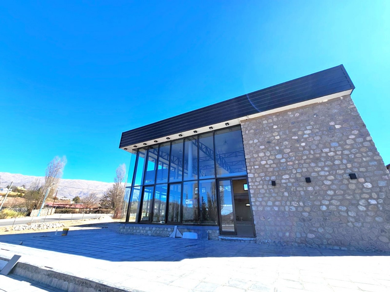 VENTA IMPORTANTE PROPIEDAD COMERCIAL TAFI DEL VALLE - ESCRITURA