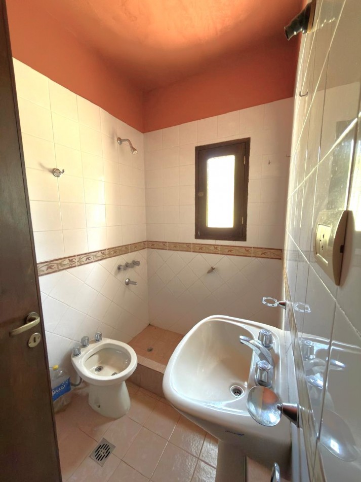 VENTA IMPORTANTE CASA TAFI DEL VALLE - LA QUEBRADITA 