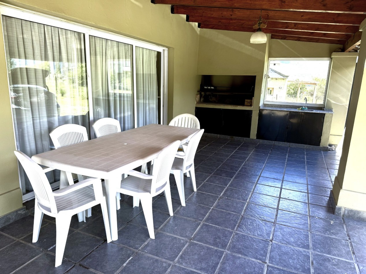 VENTA CASA 3D, 2Bñ, BARRIO PRIV. LAS NUBES, TAFI DEL VALLE