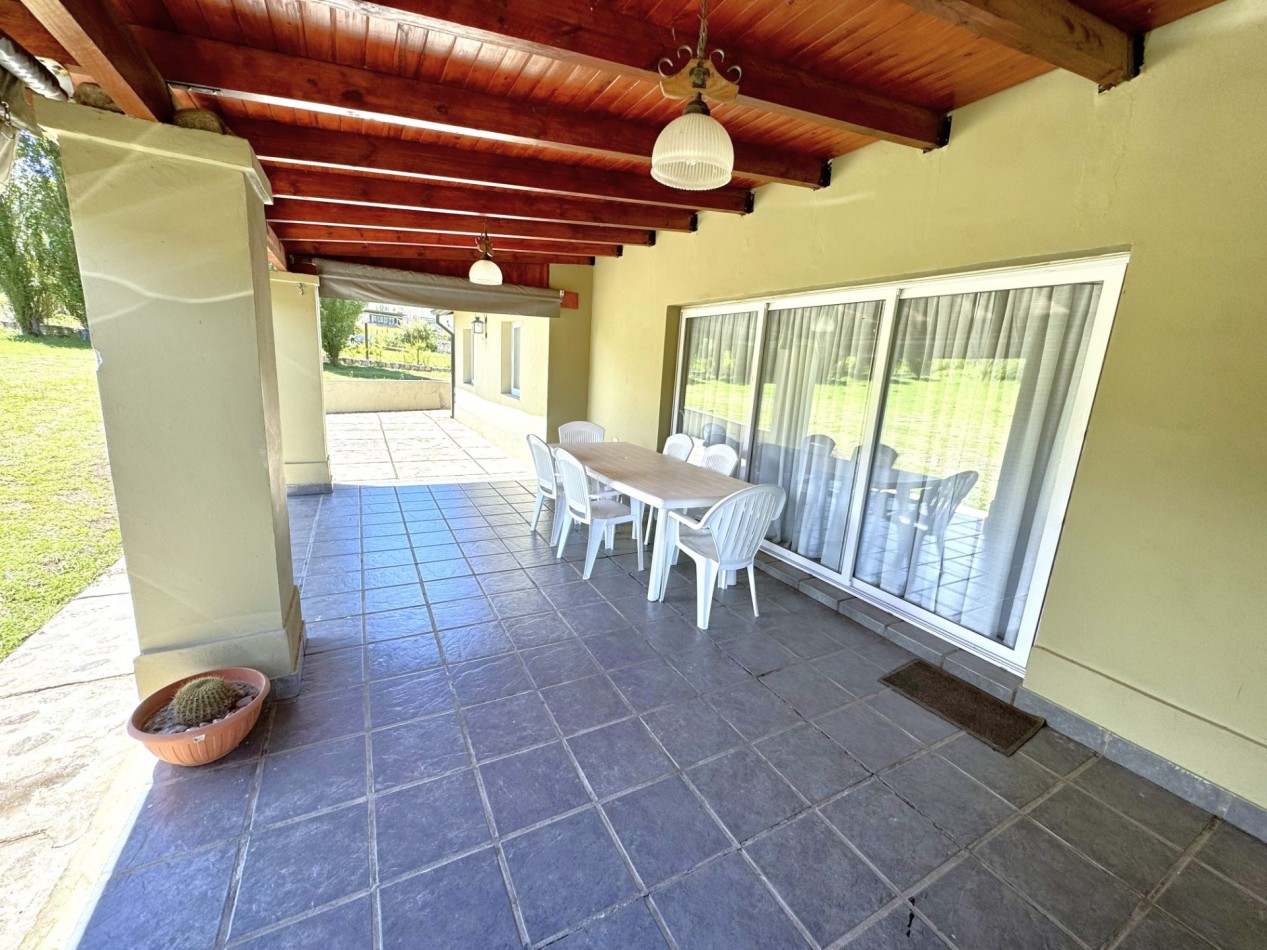 VENTA CASA 3D, 2Bñ, BARRIO PRIV. LAS NUBES, TAFI DEL VALLE