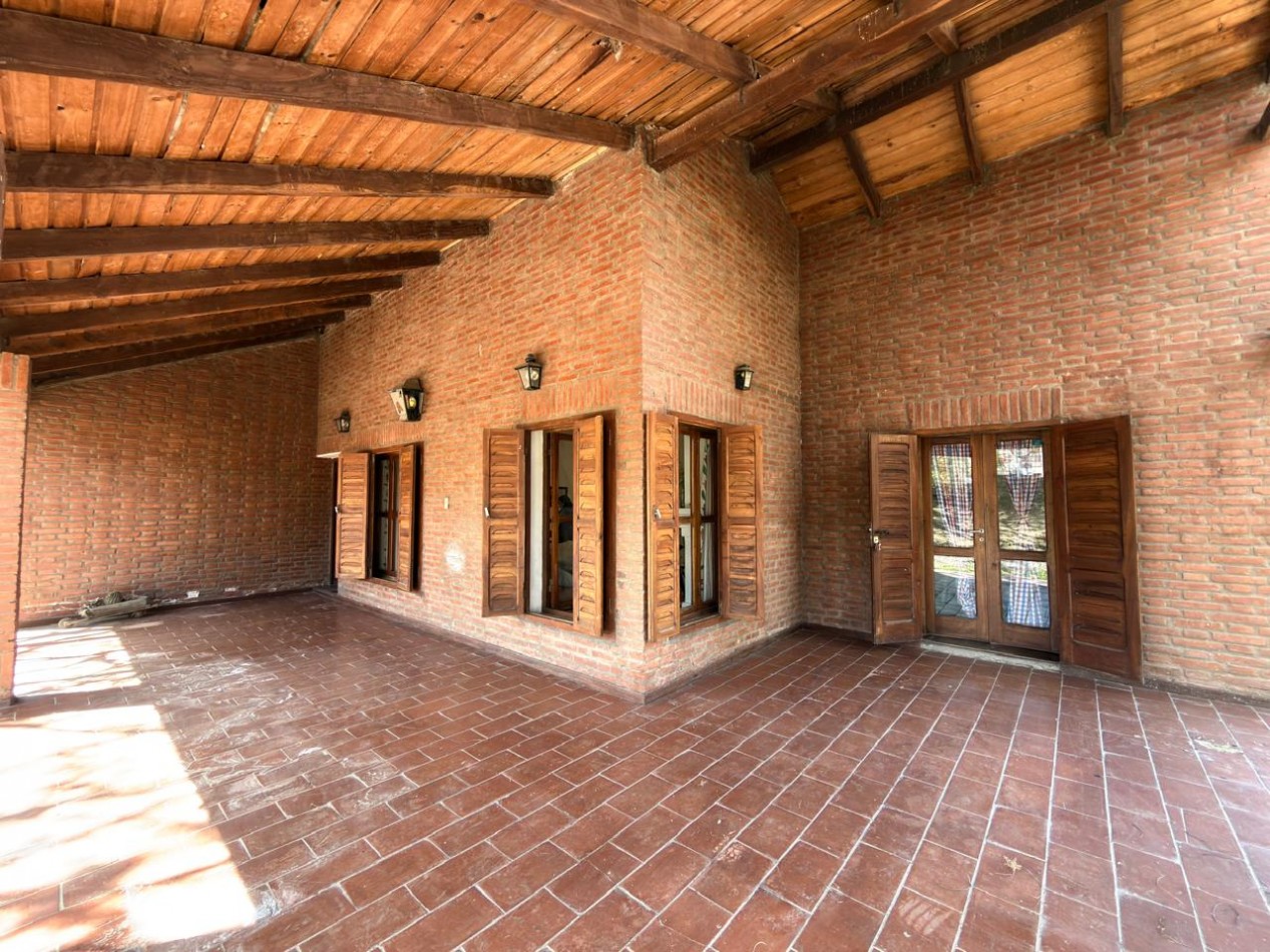 CASA EN VENTA TAFI DEL VALLE AV CRITTO DENTRO DE LA VILLA CON ESCRITURA