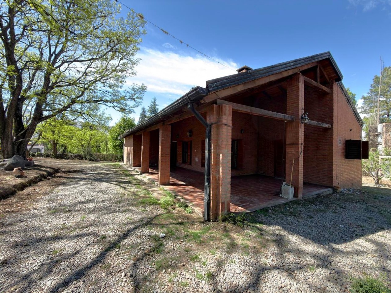 CASA EN VENTA TAFI DEL VALLE AV CRITTO DENTRO DE LA VILLA CON ESCRITURA
