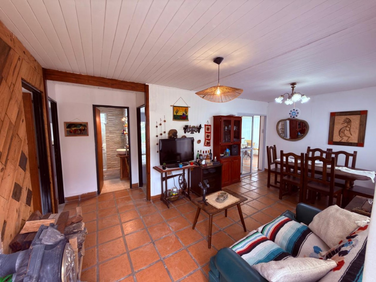 CASA EN VENTA 3D 2 BÑ, MAS CABAÑA ANEXA, GALERIA. ASADOR. LA OVEJERIA TAFI DEL VALLE