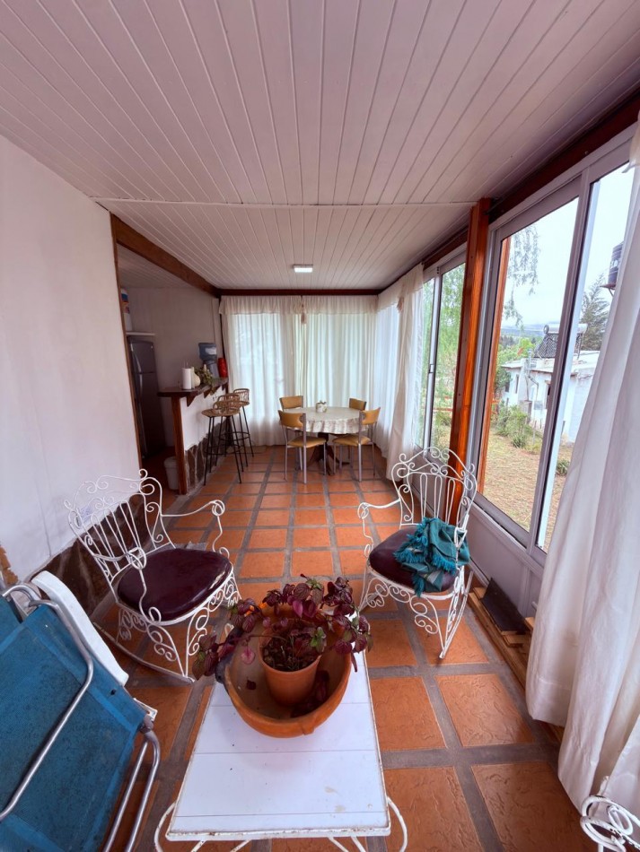 CASA EN VENTA 3D 2 BÑ, MAS CABAÑA ANEXA, GALERIA. ASADOR. LA OVEJERIA TAFI DEL VALLE