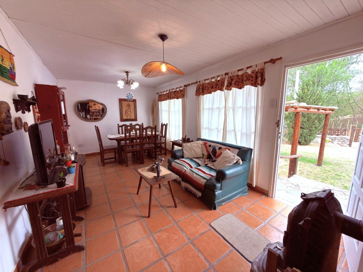 CASA EN VENTA 3D 2 BÑ, MAS CABAÑA ANEXA, GALERIA. ASADOR. LA OVEJERIA TAFI DEL VALLE