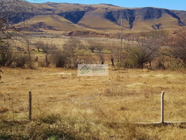 GRAN TERRENO 6645 m2 CON PEQUEÑA CASA TIPO MONOAMBIENTE - TAFI DEL VALLE - LAS CARRERAS