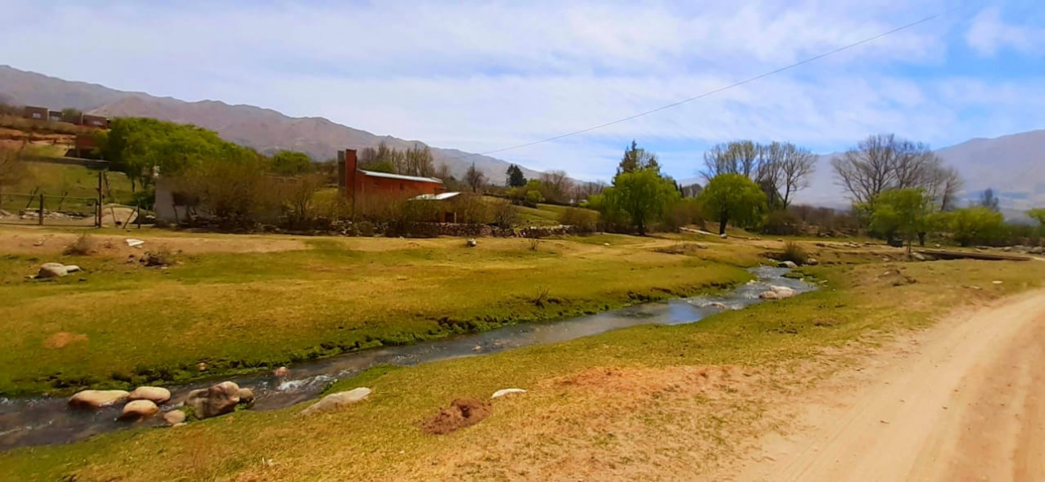 CABAÑAS EN VENTA TAFI DEL VALLE ZONA ARROYO MORALES