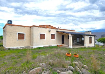 CASA EN VENTA AMOBLADA, 3 D, 2BÑ, GALERIA, ASADOR, LOTE 2.727 M2 COSTA 1, TAFI DEL VALLE 